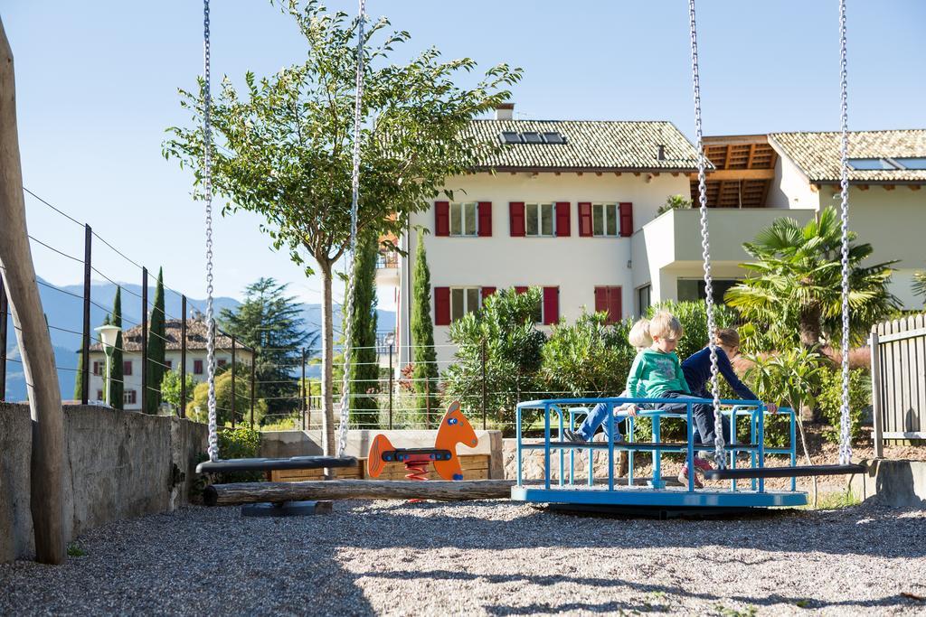 Ferienwohnungen Hochbrunner Terlano Kültér fotó